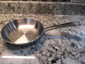 Sartén gourmet/chef Kewaskum, WI utensilios de cocina REGAL USA 8,5" de Regal Ware - Imagen 1 de 3