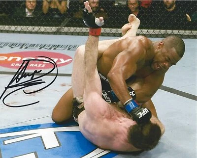 Rashad Evans MMA UFC Signed Autogrpahed 8X10 Photo COA w/Proof - Image 1 of 2