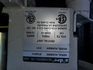 Adec dental unit 2151 with bottle system air and water valves transformer - Picture 1 of 6