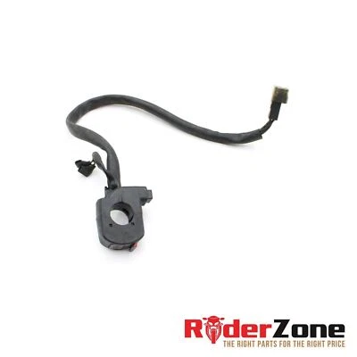 2004 2005 HONDA CBR1000RR ВЫКЛЮЧАТЕЛЬ ПРАВЫЙ ЗАЖИМ НА РУЧКЕ ВЫКЛЮЧЕНИЕ СТАРТ СТОП OEM - Изображение 1 из 4