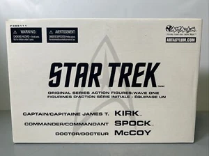 Star Trek Art Asylum 2003 Box Set Kirk Spock McCoy 6" Action Figure Pack Sealed - Picture 1 of 8