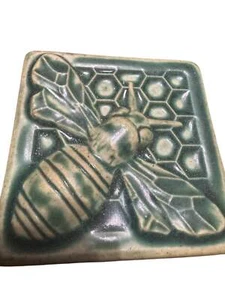 Pewabic 2012 Green Bumble Bee with Honeycomb Tile - Picture 1 of 4
