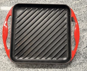 Le Creuset Cast Iron Griddle (24) - 9 x 9 x 1 in Enameled Orange Square - Picture 1 of 2