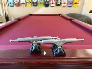 NOS Vintage Gullwing Trucks Super Pro Threes 80s Skateboard Old School Rare - Picture 1 of 8