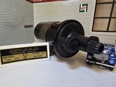 Land Rover Series 1 80 Lucas B12 Repro Acorn Ignition Coil 567977 402033 & Nuts - Image 1 of 4