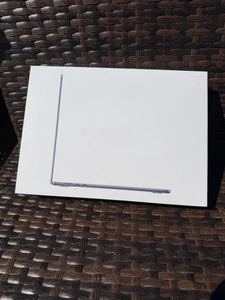 Apple MacBook Air 15" M4 10C/10C - 24GB RAM 512GB SSD - Mezzanotte - Foto 1 di 7