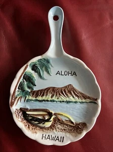 Vintage 1950's Ceramic Hawaii Trinket Dish Souvenir Victoria Ceramics Japan - Picture 1 of 3