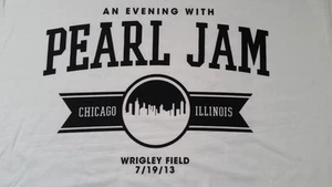 Wrigley Field Setlist Pearl Jam 2013 Chicago Large New Tee - Picture 1 of 7