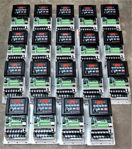 Allen-Bradley PowerFlex40 22B-D1P4H204 1/2 PS Ser. A FRN: 6.01 geprüft ohne Deckel* - Bild 1 von 16