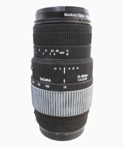 SIGMA 70-300mm 4-5.6 DG Macro Lens for Canon AF / Untested - Picture 1 of 6