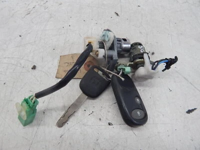 HONDA CIVIC MK7 03-05 LOCKSET  - Image 1 of 4