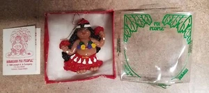 NEU 1986 HAWAIIIAN POI MENSCHEN WEIHNACHTEN URLAUBSORNAMENT JOSEPH K COMPANY - Bild 1 von 4