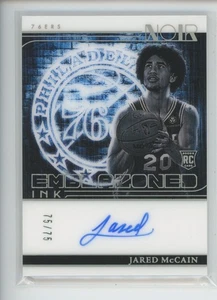 JARED MCCAIN AUTO RC /75 2024-25 PANINI NOIR EMBLAZONED ON CARD AUTOGRAPH 76ERS - Picture 1 of 2