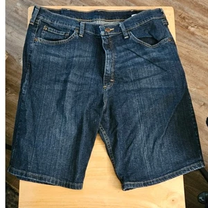 Pantalón corto de mezclilla Wrangler de 5 bolsillos para hombre, ajuste relajado talla 36 - Imagen 1 de 4