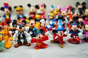 Disney Mickey Mouse Figuren Konvolut 38 Figuren mit Freunden - Bild 1 von 24