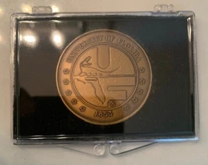 (LOTE DE 2) Moneda 1985 Fighting Gators de la Universidad de Florida 1853 - PRE-USADA - Imagen 1 de 4