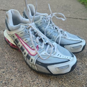 Las mejores ofertas en Zapatillas Deportivas Gris Nike Reax para Mujeres |  eBay