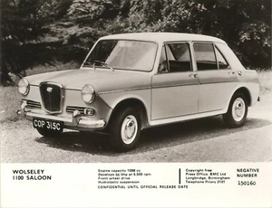 (Catalogue prospekt) Photo de presse originale BMC Wolseley 1100 ADO 16 1967 UK - Bild 1 von 1