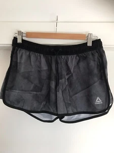 Reebok, grey print speedwick short training shorts, size M - Picture 1 of 8