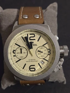 TW Steel Canteen Chronograph cremefarbenes Zifferblatt 45 mm Herren CS13 - Bild 1 von 6