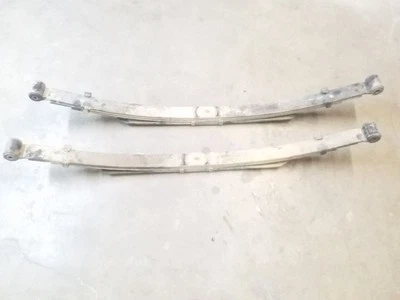 Rear Leaf Spring Set - Code P | Fits 2009-2010 Ford F250 F350 Foto 1 de 4