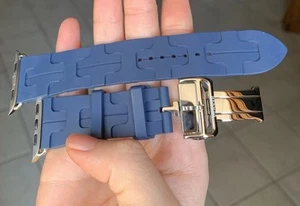 Apple Watch Band Hermès 45mm KAKI Kilim Single Tour Navy limited Edition Hermes - Photo 1 sur 8