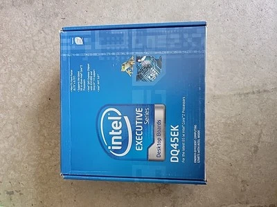Intel DQ45EK, LGA775 Socket (BLKDQ45EKPAK10) Motherboard - Image 1 of 2