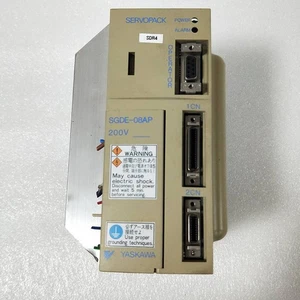 Un servo driver Yaskawa usato SGDE-08AP DHL SPEDIZIONE - Foto 1 di 3