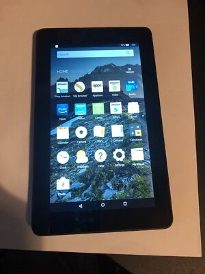 Amazon Kindle Fire 7 8GB WiFi (5th Generation) SV98LN with 60GB SD card black - Image 1 of 3