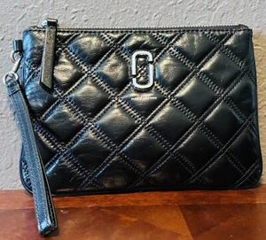 Marc Jacobs The Quilted Soft Shot Wristlet - Picture 1 of 9