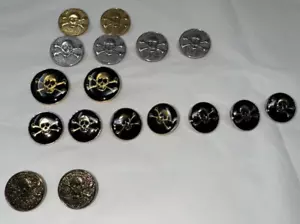 17 Dill Buttons Skull And Crossbones - Picture 1 of 13