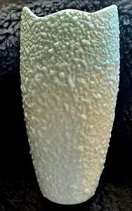 Vintage MCM Royal Haeger R1702 Mid Century Vase White Popcorn Glaze 12 1/4" - Picture 1 of 5