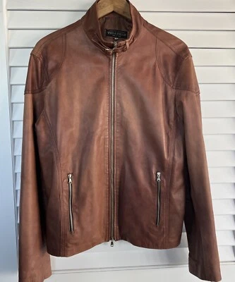 Женские мягкие кожаные коричневые мотоциклетные куртки Vera Pelle размер XL (52) сделано в Италии - Изображение 1 из 4