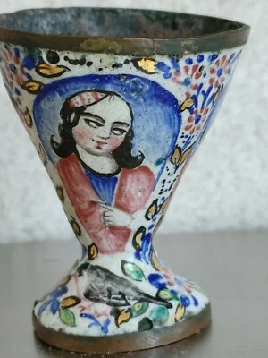 ANTIGUO ESMALTE QAJAR Y HOJA DE ORO PICTÓRICO CABEZA O TAZA QALIYAN Foto 1 de 4