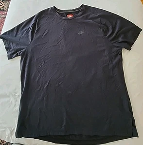 Nike Red Tag Mens XL Black Tshirt - Picture 1 of 3