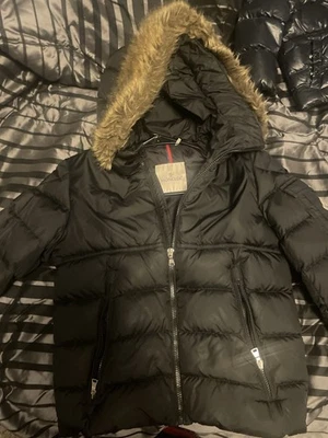 Abrigo Moncler Talla 12 Meses Azul Marino Y A 12 en Niños Grandes Negro Foto 1 de 2