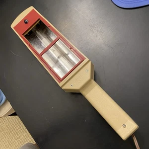 Vtg MINERALIGHT UVS-54 Ultra Violet Short Wave Gem / Mineral Lamp working - Picture 1 of 13