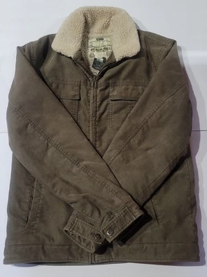 Veludo masculino American Rag Sherpa forrado verde oliva tamanho M 21x28 - Imagem 1 de 3