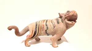 Ancient Chinese blown glass zodiac Tiger - Picture 1 of 15