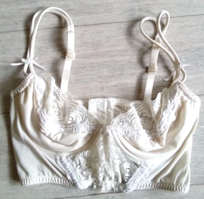 Sexy Bralet de Encaje Marfil Talla 2 (S 8-10) Moalizia La Perla Grup Hecho en Italia Foto 1 de 4