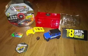 1/64 MAJORETTE SUZUKI JIMNY LITTLE J OFFROAD COOL TUNE UPS SERIE 2 GIALLO BLU - Foto 1 di 15