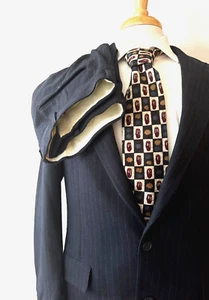 Jos. A. Bank Vintage 2-Pc Suit 41L - 33W x 29L Flannel Wool Black Striped USA - Picture 1 of 11