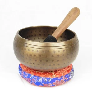 Beautiful 12.5 cm Rim Indian Hammered Singing Bowl with Stick and Ring 938g - Picture 1 of 6