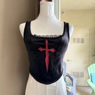 Top Social Collision Rojo Daga Cruz Terciopelo Con Cordones Niñas Talla Pequeña Foto 1 de 4