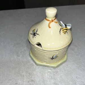 Maceta de miel de abeja corona Devon cerámica cerámica figura colmena Inglaterra 509 años 30 de colección - Imagen 1 de 6