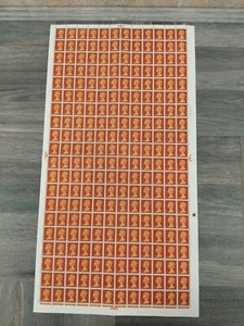 FULL SHEET OF 240 Stamps 1/2D PRE DECIMAL STAMPS....QUEEN ELIZABETH II Brand New - Picture 1 of 5