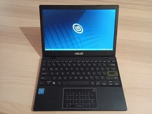 Asus VivoBook E210MA 11.6", Intel Celeron N4020, 256GB SSD NVMe, 4GB RAM, Laptop - Picture 1 of 8