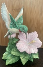Vintage HOMCO Home Interiors porcelain Ruby Throated Humming Bird Figurine 1429 