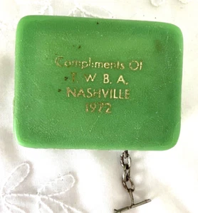 Gorro a presión vintage para todos los peludos cumplidos de TWBA Nashville 1972 usado - Imagen 1 de 5
