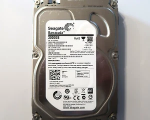 Seagate ST3000DM001 1CH166-510 CC27 (W1F4) WU China 3TB 3.5" Sata HDD 10/2013 - Picture 1 of 3